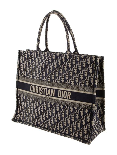 christian dior bag price|christian dior shopper.